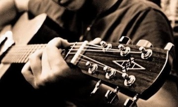 Học đàn guitar: Tập chơi solo nâng cao