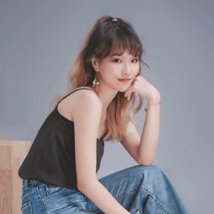 Minh Thu (Julie) - Cô học viên xinh đẹp với mơ ước trở thành nghệ sĩ đa-zi-năng