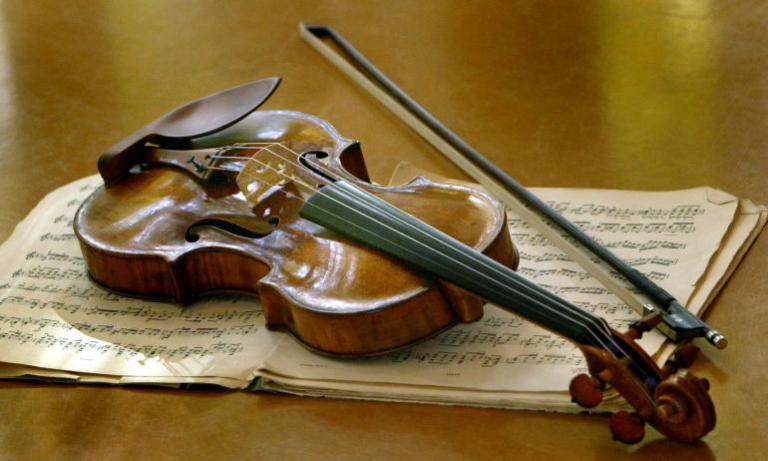 Đàn Stradivarius: Bí mật đằng sau âm thanh ngọt ngào